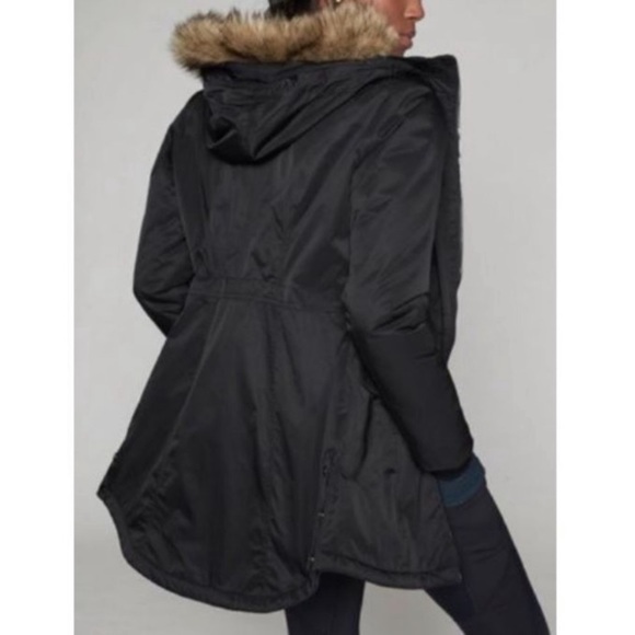 Athleta Jackets & Coats Athleta Insulated Summit Parka